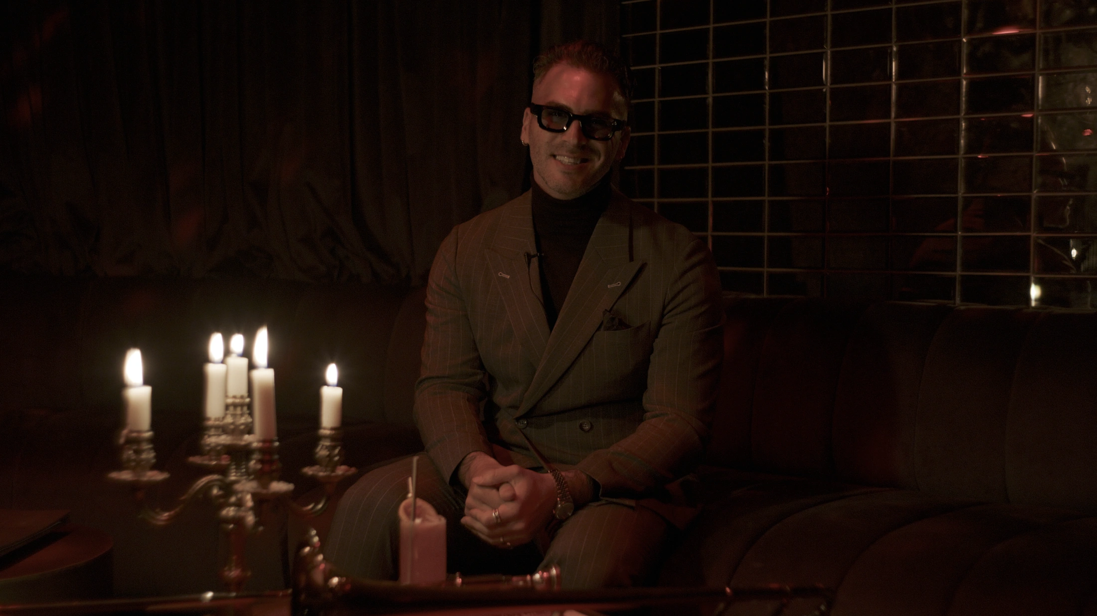 Laissez Faire — frame 1